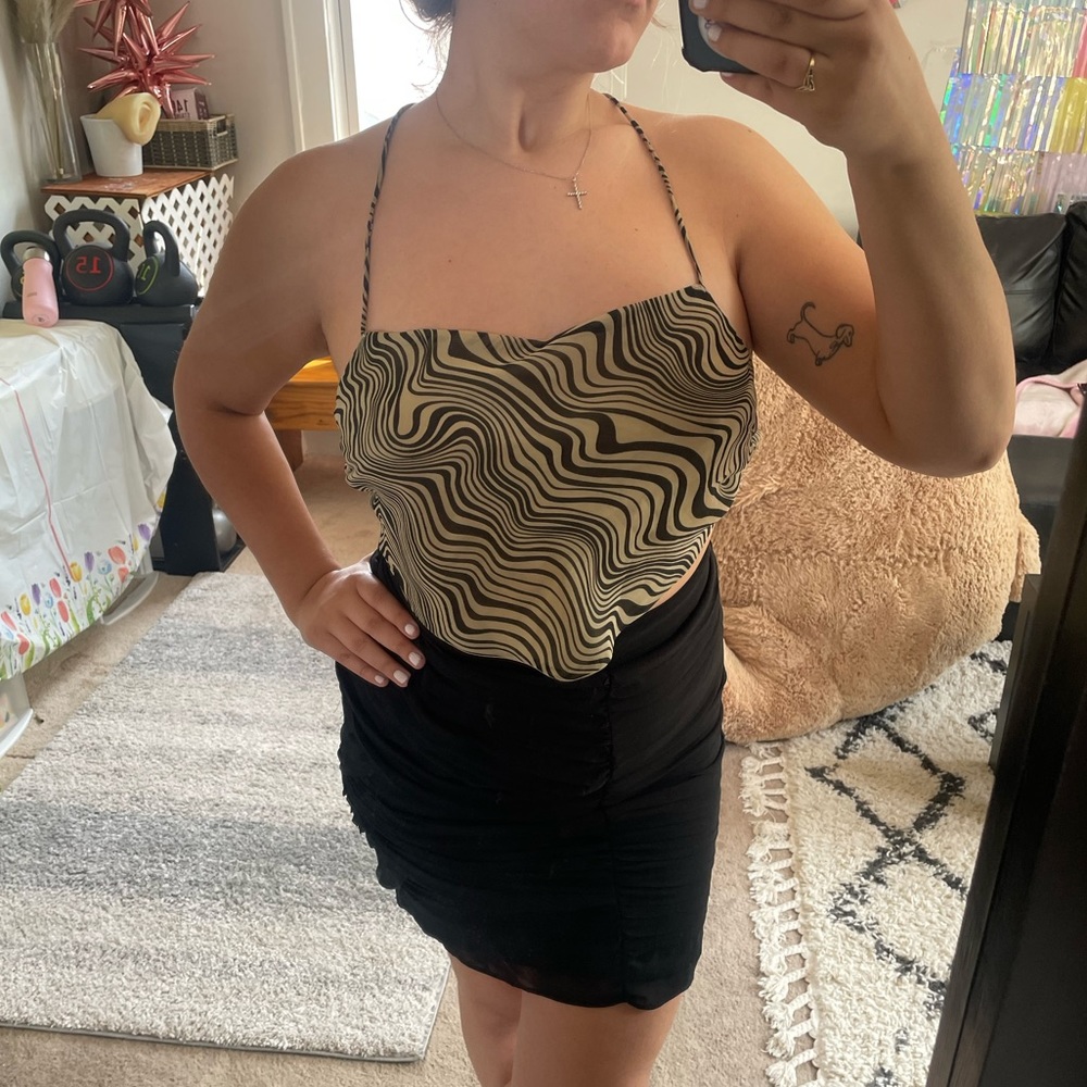 Striped tie up top